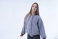 Кофта бомбер на дівчинку на кнопках з матеріалу тедді сірого кольору. 140-170