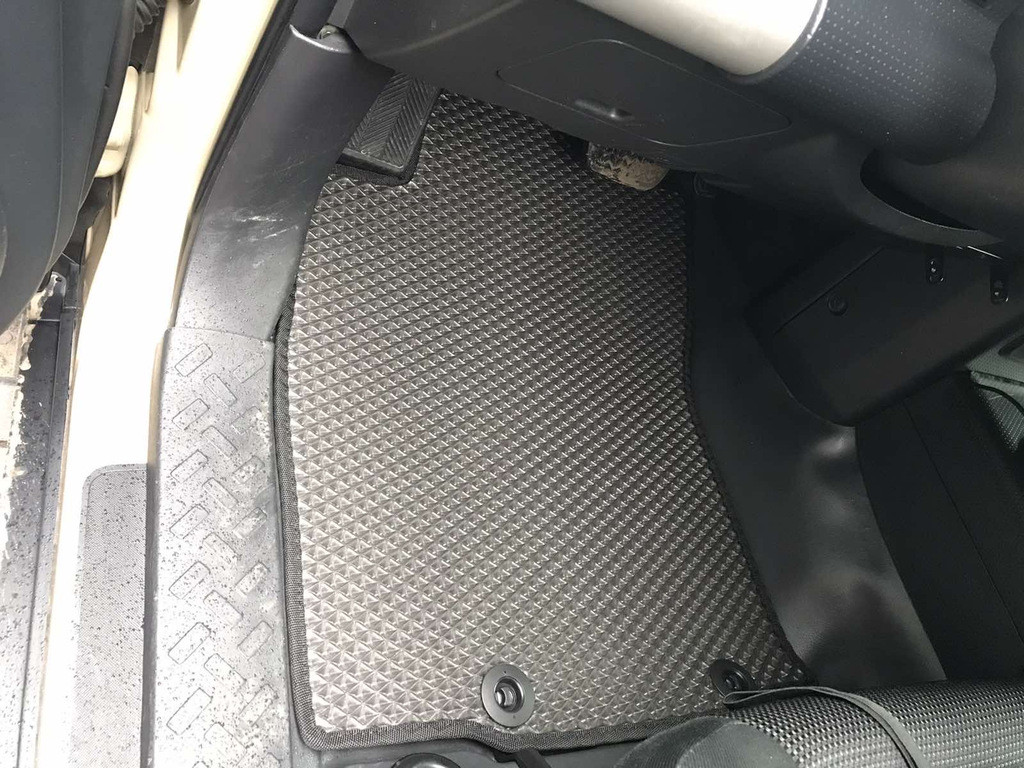 Килимки EVA Toyota FJ Cruiser 2010- Digital Designs