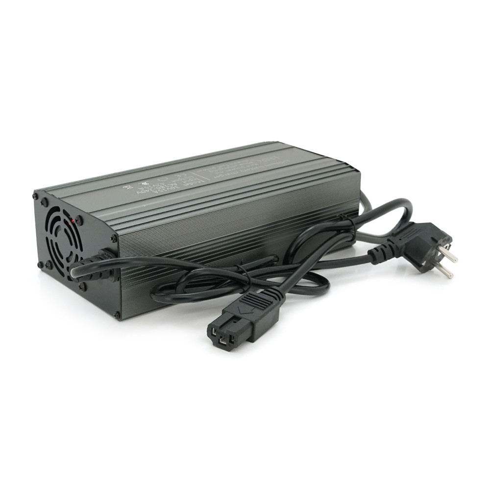 Зарядний пристрій для акумуляторів LiFePO4 36V, 10-15A, 185x88x60mm