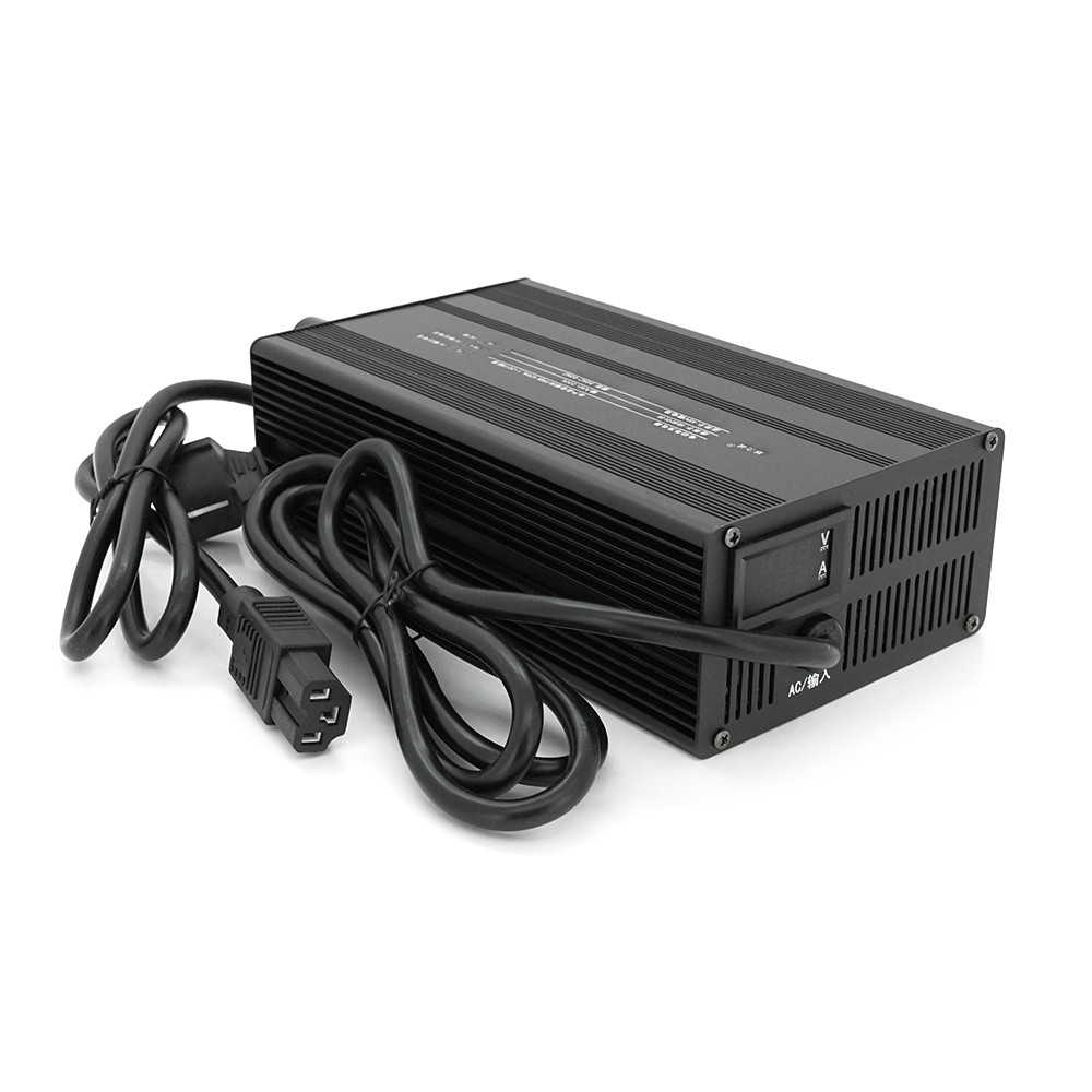 Зарядний пристрій для акумуляторів 36/48/60/72V, 20Ah, 1600W LED-індикація