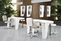 Манікюрні столи