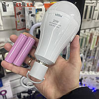 Акумуляторна LED лампочка 20Вт на патрон Е27 з гачком. Аварійна LED лампа на акумуляторах 18650