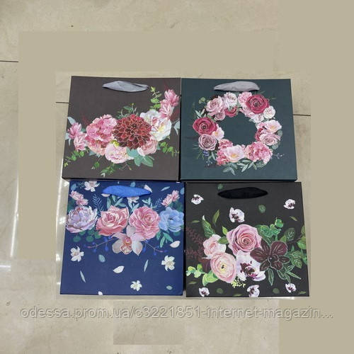 Пакет подарунковий паперовий L "Flower dance" 44*31*12см Stenson R91261-L [Склад зберігання: Одеса №3]