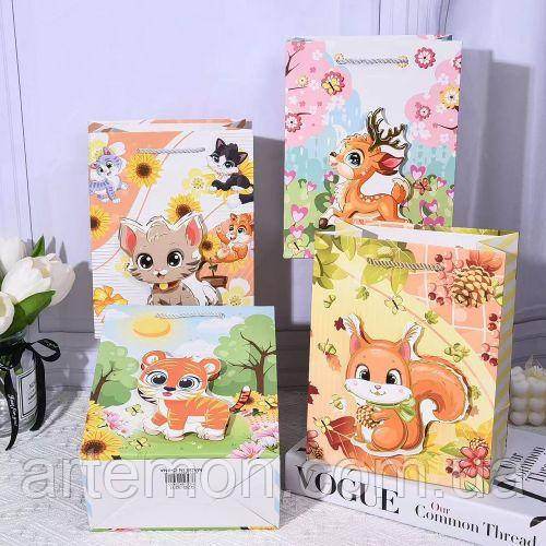 Пакет подарунковий паперовий M "Animals 3D" 26*32*10см Stenson R97044-M [Склад зберігання: Одеса №3]