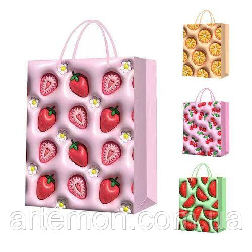 Пакет подарунковий паперовий M "Fruits 3D" 26*32*12см Stenson R96983-M [Склад зберігання: Одеса №3]