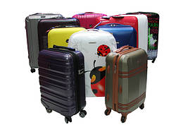 Як вибрати пластиковий чемодан?