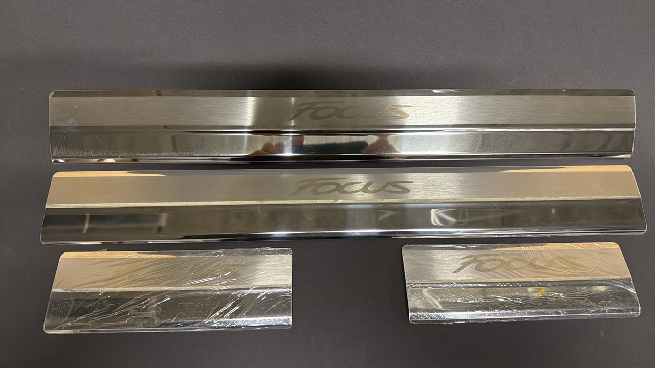 Накладки на пороги Ford Focus MK3 2011-2018 (нержавіюча сталь), фото 1