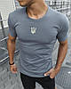 Чоловіча спортивна футболка з Гербом України сіра з Тризубцем, фото 3