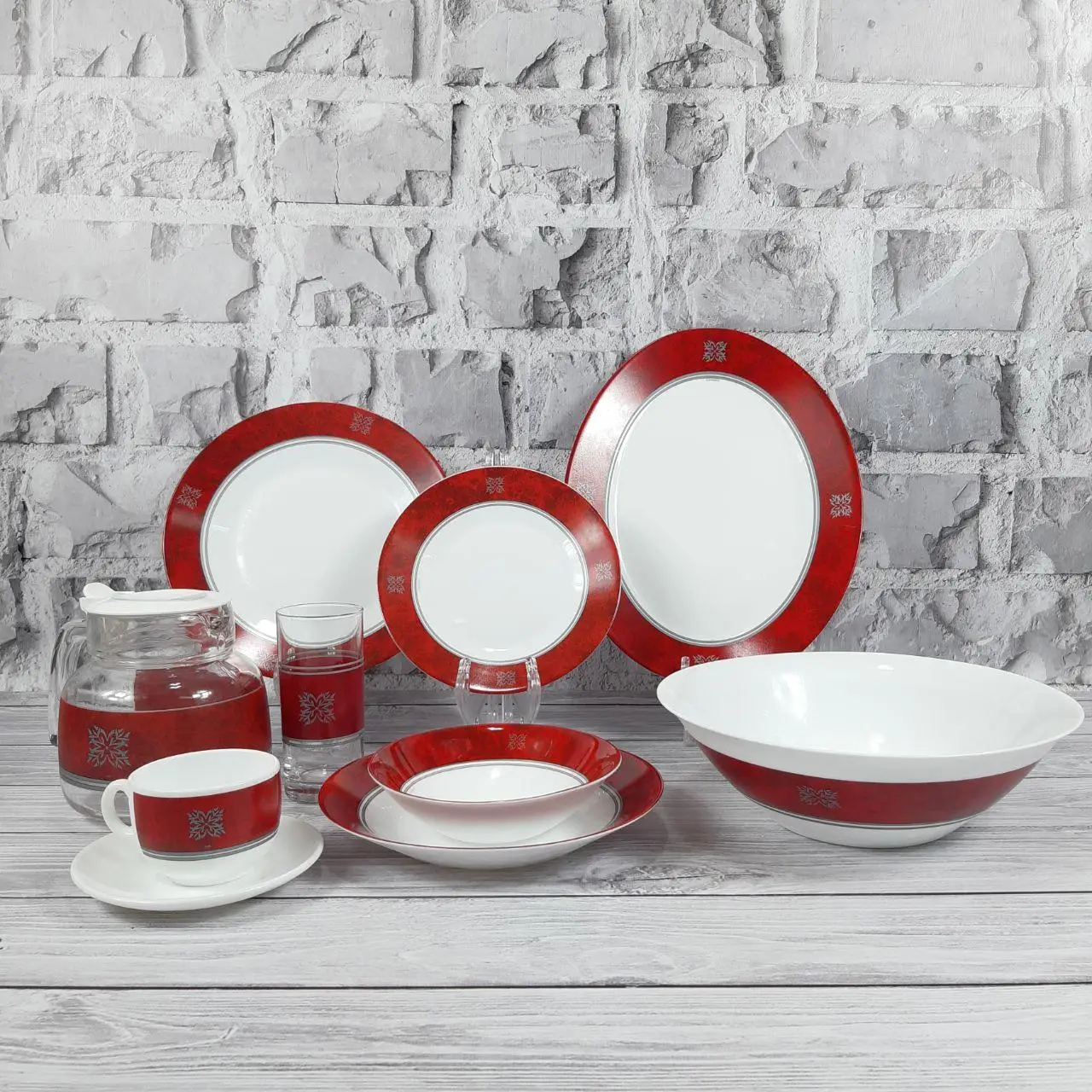 Essence Rubis Сервіз столовий 45 пр. Luminarc P5870