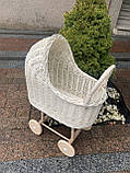 Коляска плетена з лози для ляльок, фото 3