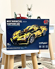 Конструктор S 2012 “Машинка для перегонів”, 422 деталі, гумові шини, в коробці