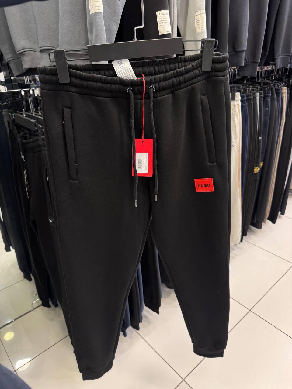 Чоловічі зимові штани HUGO BOSS D12352 чорні на флісі, фото 1