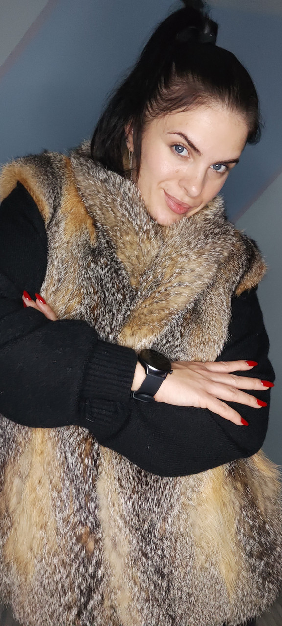 Гарний жилет із канадської лисиці натуральне хутро лисиці стильно практично 46/М розмір, фото 1