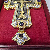 Позолочений хрест для нагородження священика (металеве розіп’яття, фіолетове каміння), фото 2