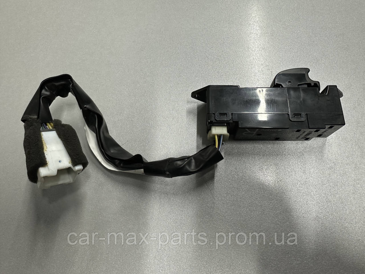 Кнопка склопідйомника передньої Правої дверей Mitsubishi Outlander 1 CU 02-08 б/у Оригінал Комплектна, фото 1