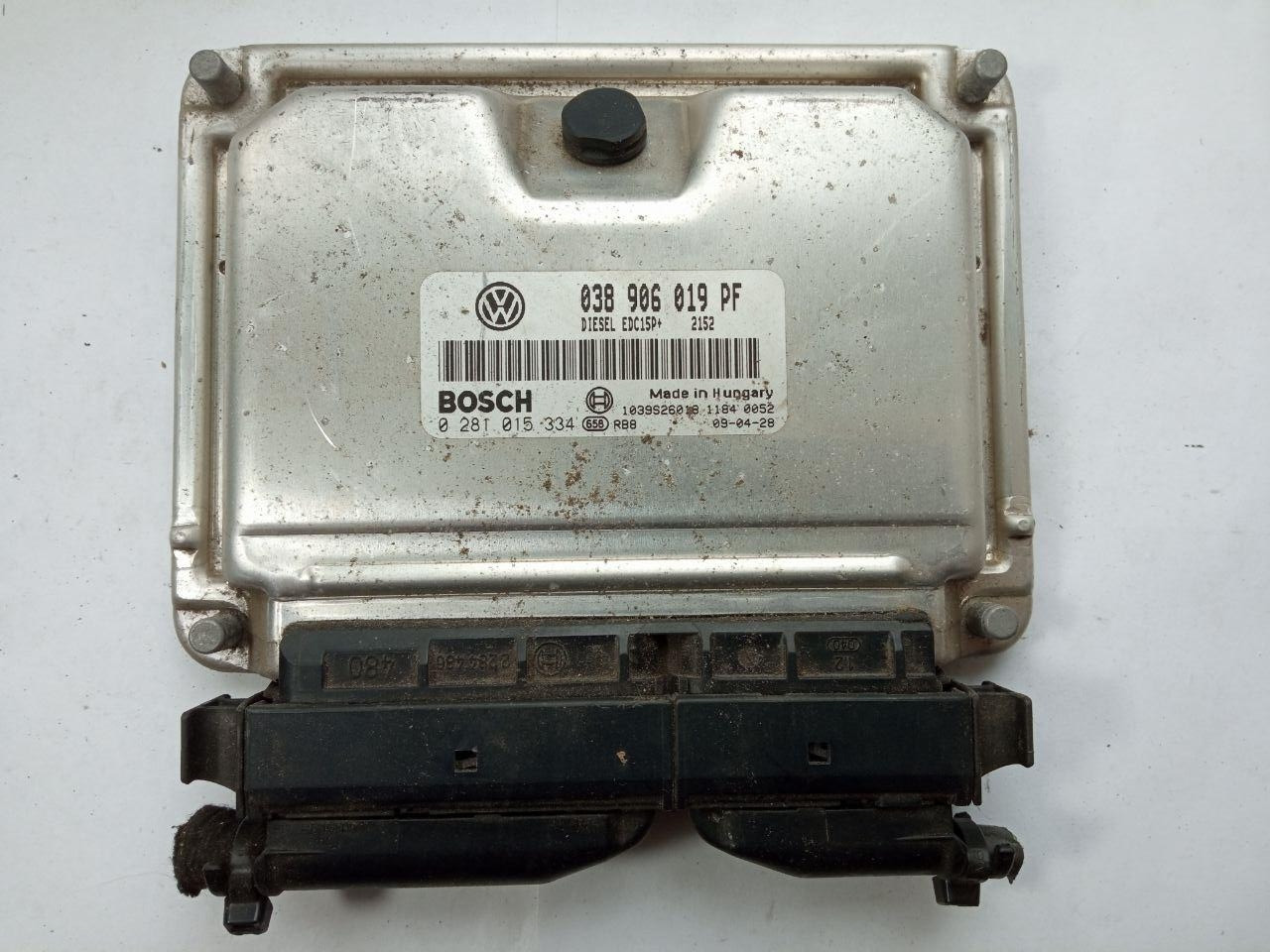 Електронний блок керування Volkswagen Bosch 0 281 015 334 / 0281015334 / 038 906 019 F / 038906019F