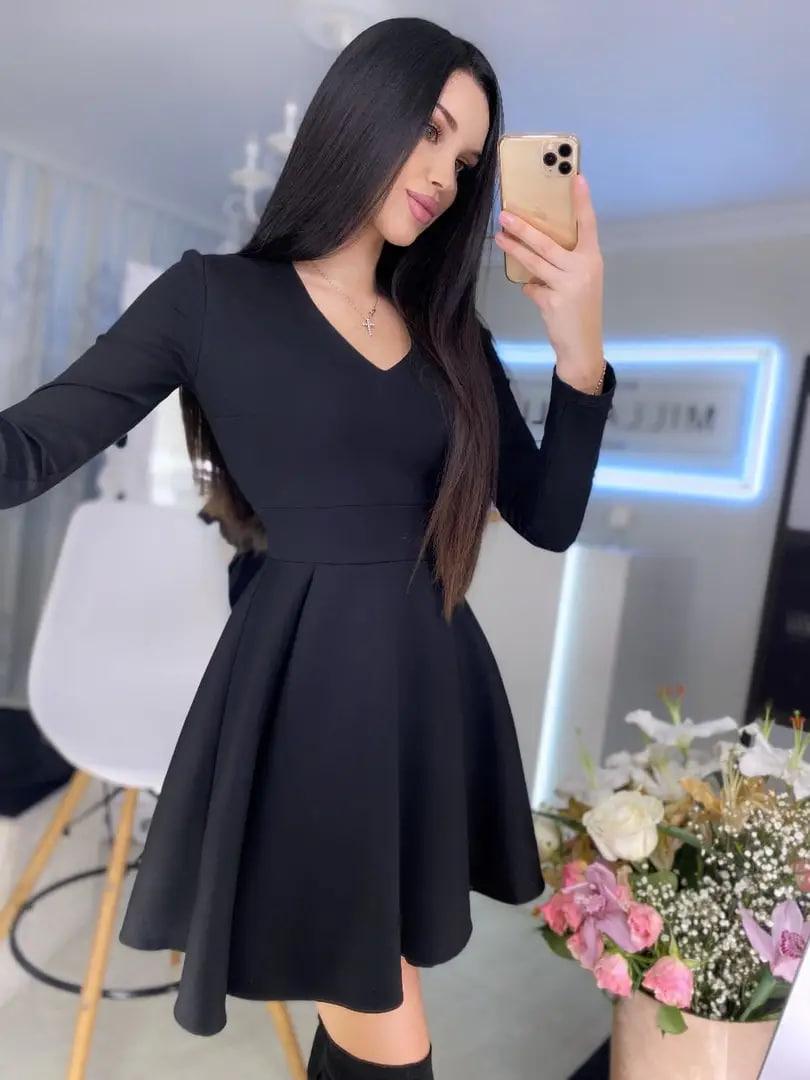 Чорна сукня замшева