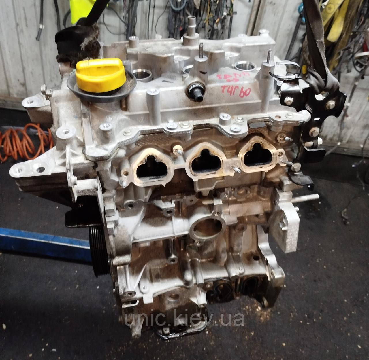 Двигун H4B B 410 Renault Sandero 2 / Clio 4 / Cartur 0.9 tce б/в