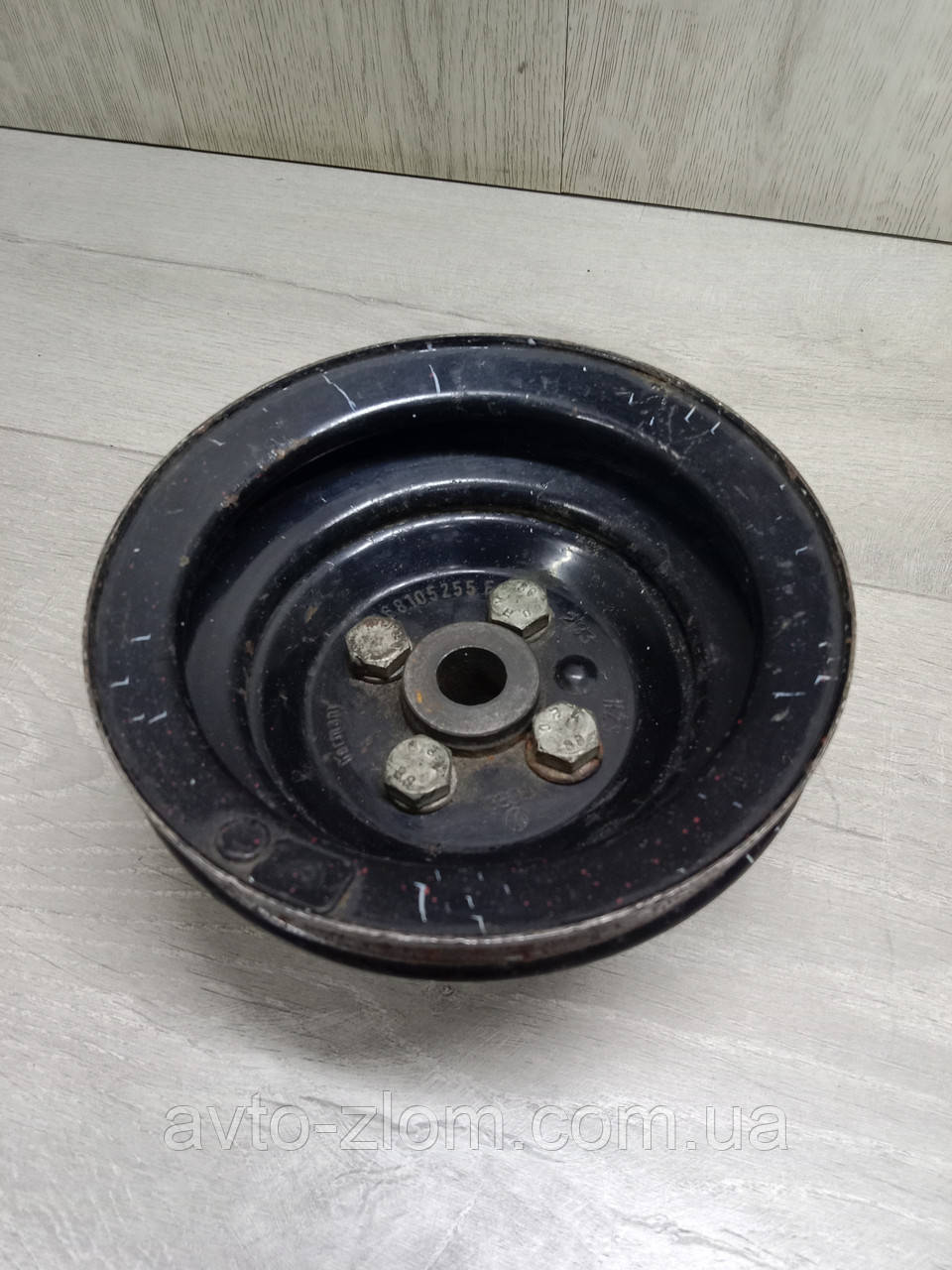 Шків, шестерня колінвалу Volkswagen Golf 2, Passat B2, Гольф 2, Пасат Б2 1,6 TD. 068105255E.