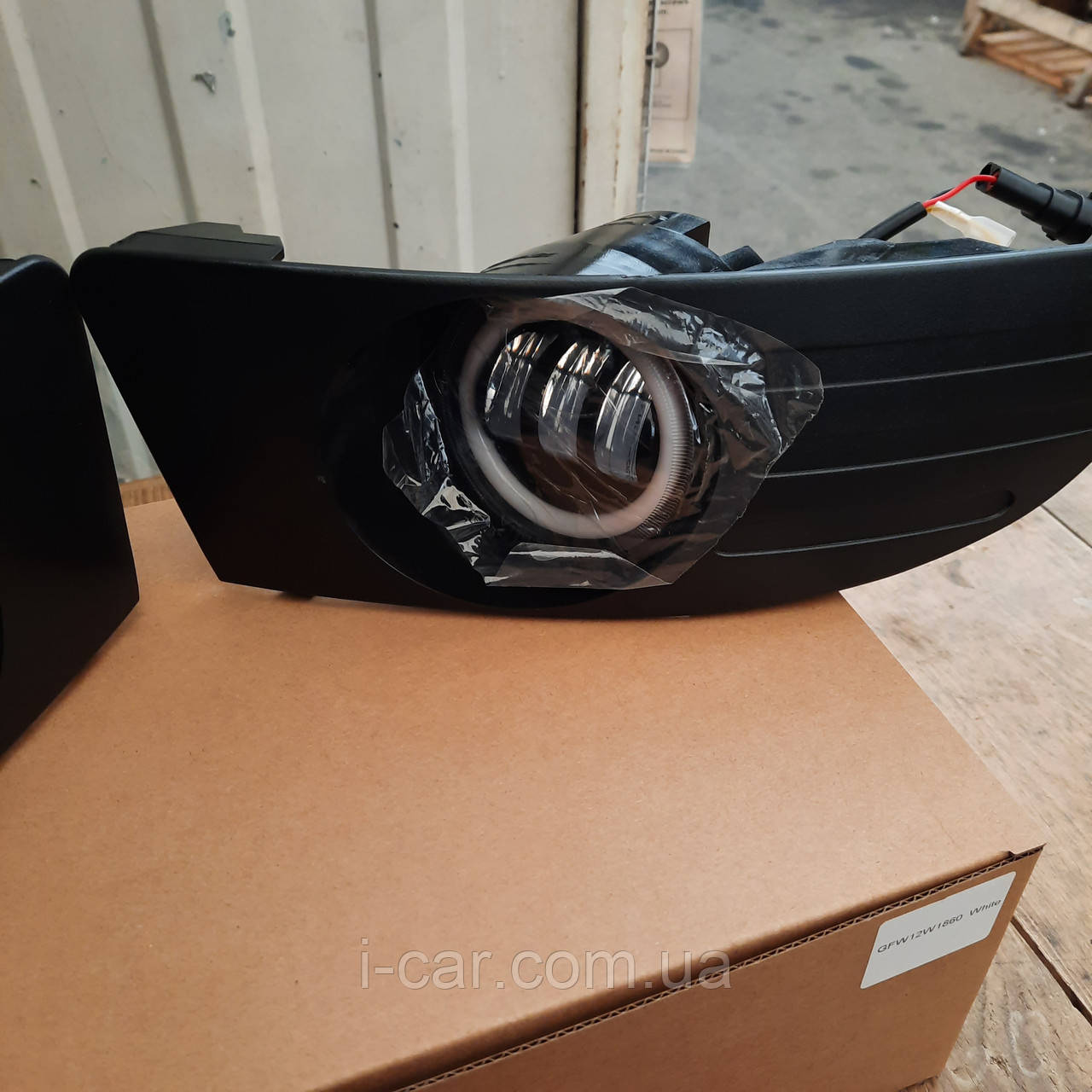 Led фара додаткова, у бампер "Skoda Octavia A5 09-13" 3 лінзи з DRL у корпусі DC 12-80V, 18 Вт