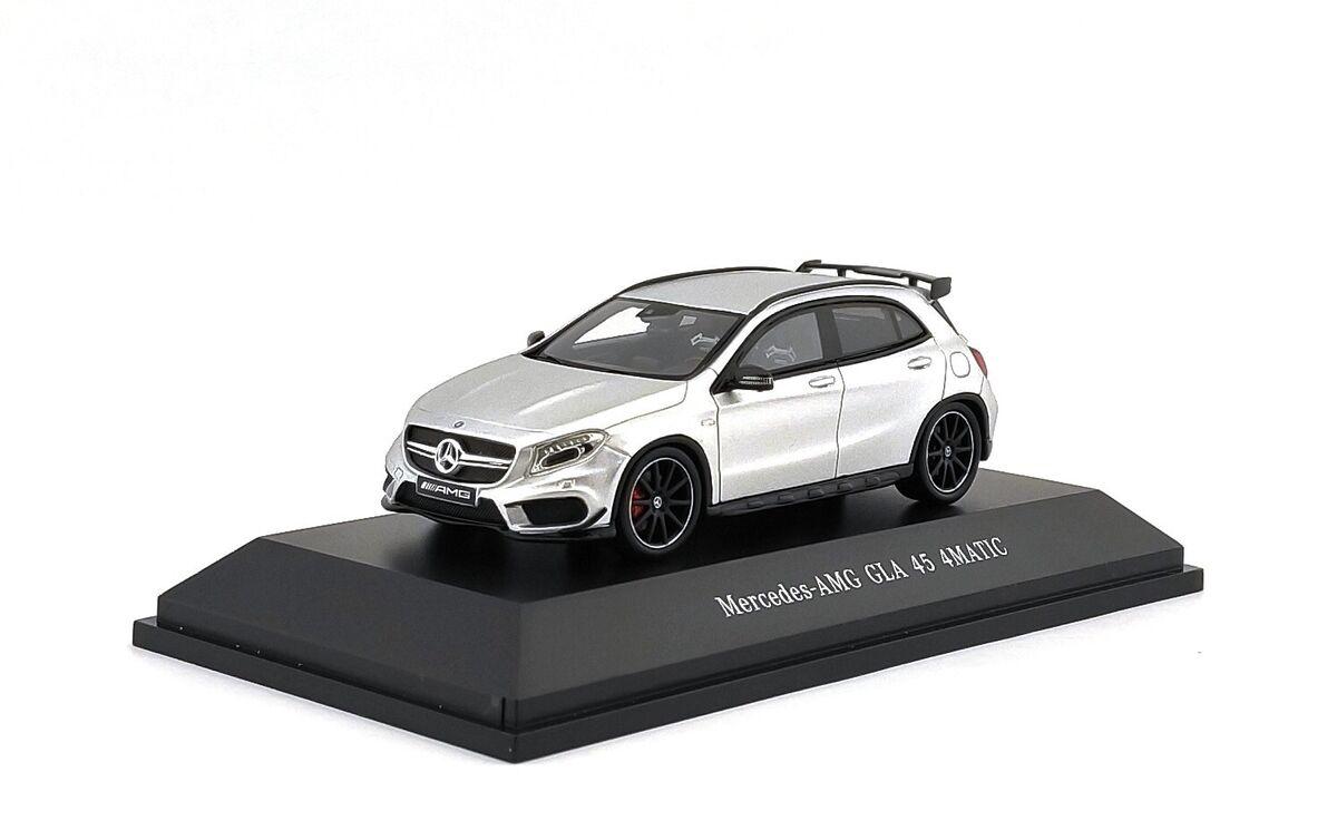 Модель Mercedes-Benz GLA X156, AMG Edition 1, масштаб 1:43, B66960399, фото 1