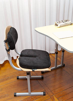 Комплект дитячих ортопедичних подушок для сидіння School Comfort, Correct Shape® (M1, M2) вік 5-10 років чорний