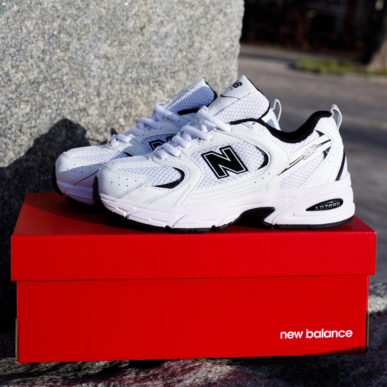 РОЗПРОДАЖ!! Зимові кросівки New Balance 530 на хутрі білі