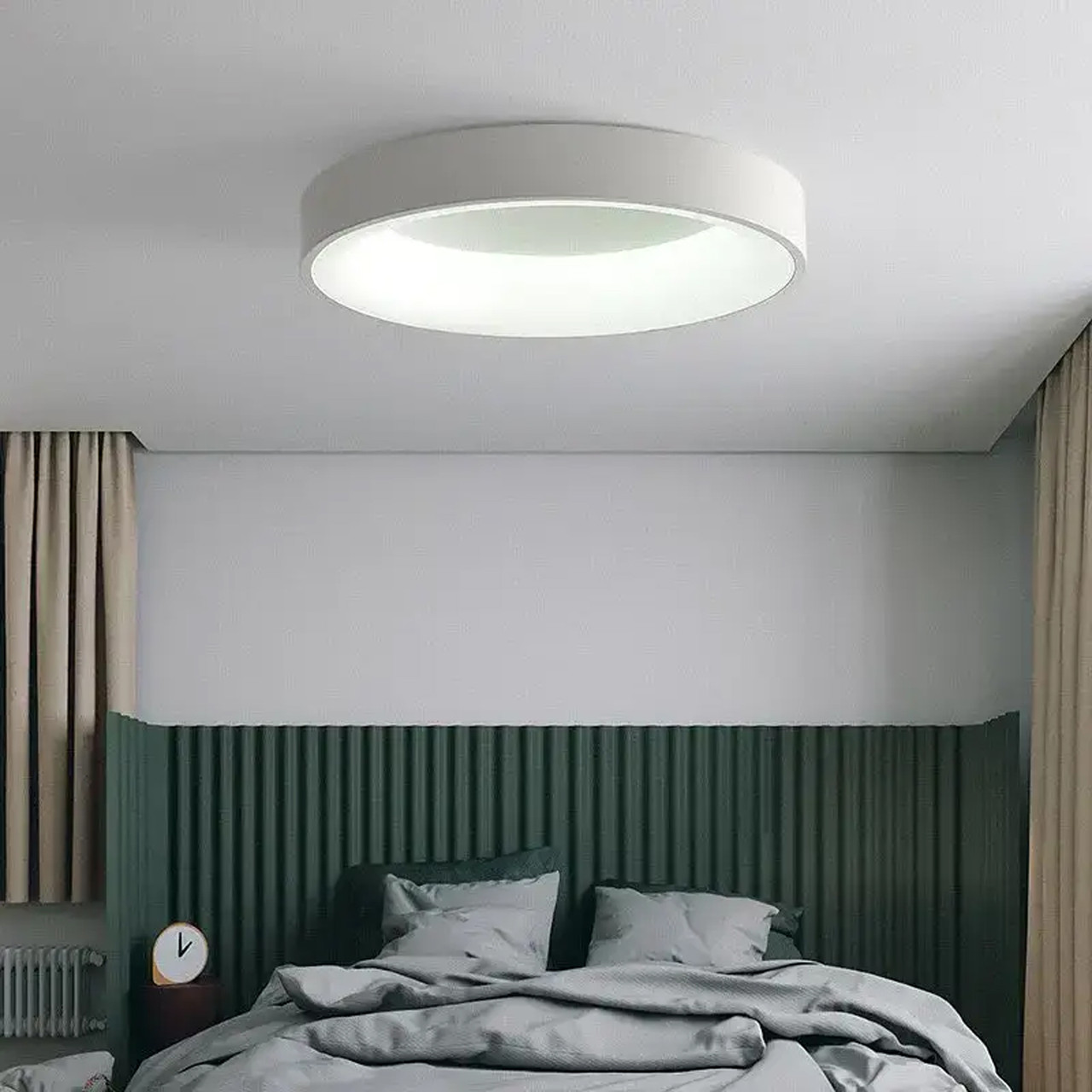Кругла світлодіодна Led-люстра у білому корпусі з пультом до 15 м² Sirius GLD-23412 WT, фото 1