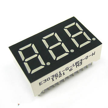 E30361-G-UR3-O-W Світлодіодний індикатор, загальний анод, висота символу 9,14 мм, трьохсимвольний, колір світіння