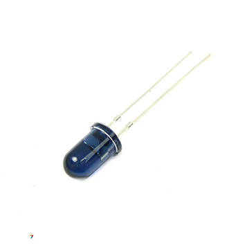 FYL-5013IRAT1C Інфрачервоний, 5 мм. 25 °. 940 нм. тип лінзи: синя прозора.