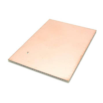 LAM50X70ED1.5 Плата: двостороння, мідь, 50 мм на 70 мм, товщина 1,5 мм. Можливі дрібні подряпини та потертості