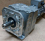 Сосно циліндричний моторедуктор Varvel MRD 4 3 B5 H 1:82,25 
IEC80 B5 AU40 DFU250 
MOT 1,1kW 4 poles, фото 8