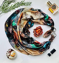 Дизайнерська хустка "Горна німфа" від бренда My Scarf, прикрашена натуральним каменем родоніт