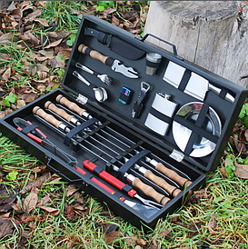 Набір СІМЕЙНИЙ шампурів з чарками в дерев'янів коробці для подарунка куму, чоловіку, батьку, шефу.