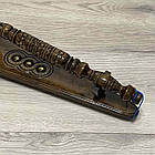 Красива булава на подарунок, сувенірна дерев'яна булава на підставці з Тризубом ручного різблення, 50 см, фото 4