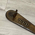 Красива булава на подарунок, сувенірна дерев'яна булава на підставці з Тризубом ручного різблення, 50 см, фото 5