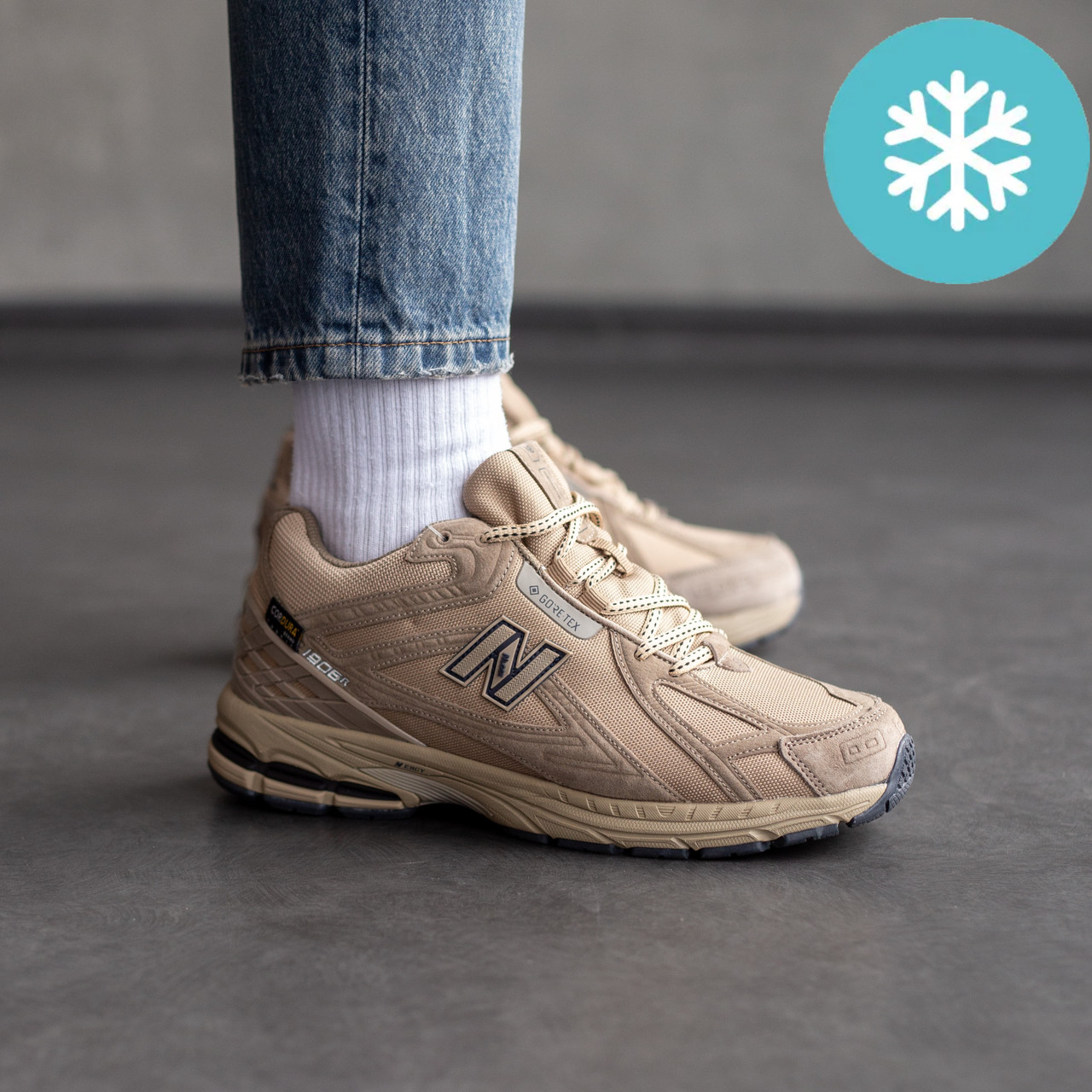 Зимові чоловічі кросівки New Balance 1906r Cordura з хутром теплі бежеві. Живе фото