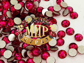 Оригінальні стрази Cварівські Ruby, ss7 (2.1mm), 100 шт.