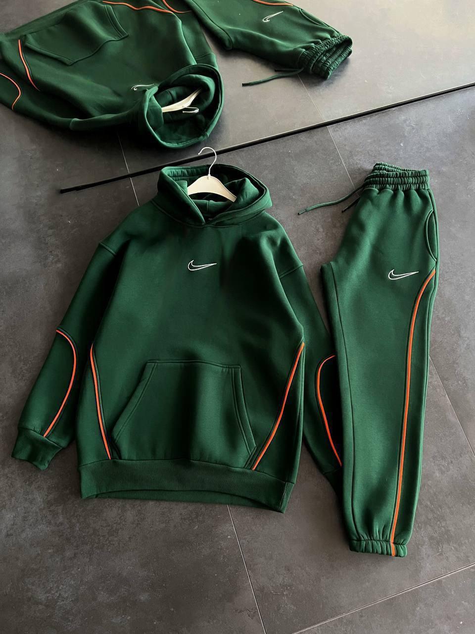 Зимовий чоловічий спортивний костюм Nike