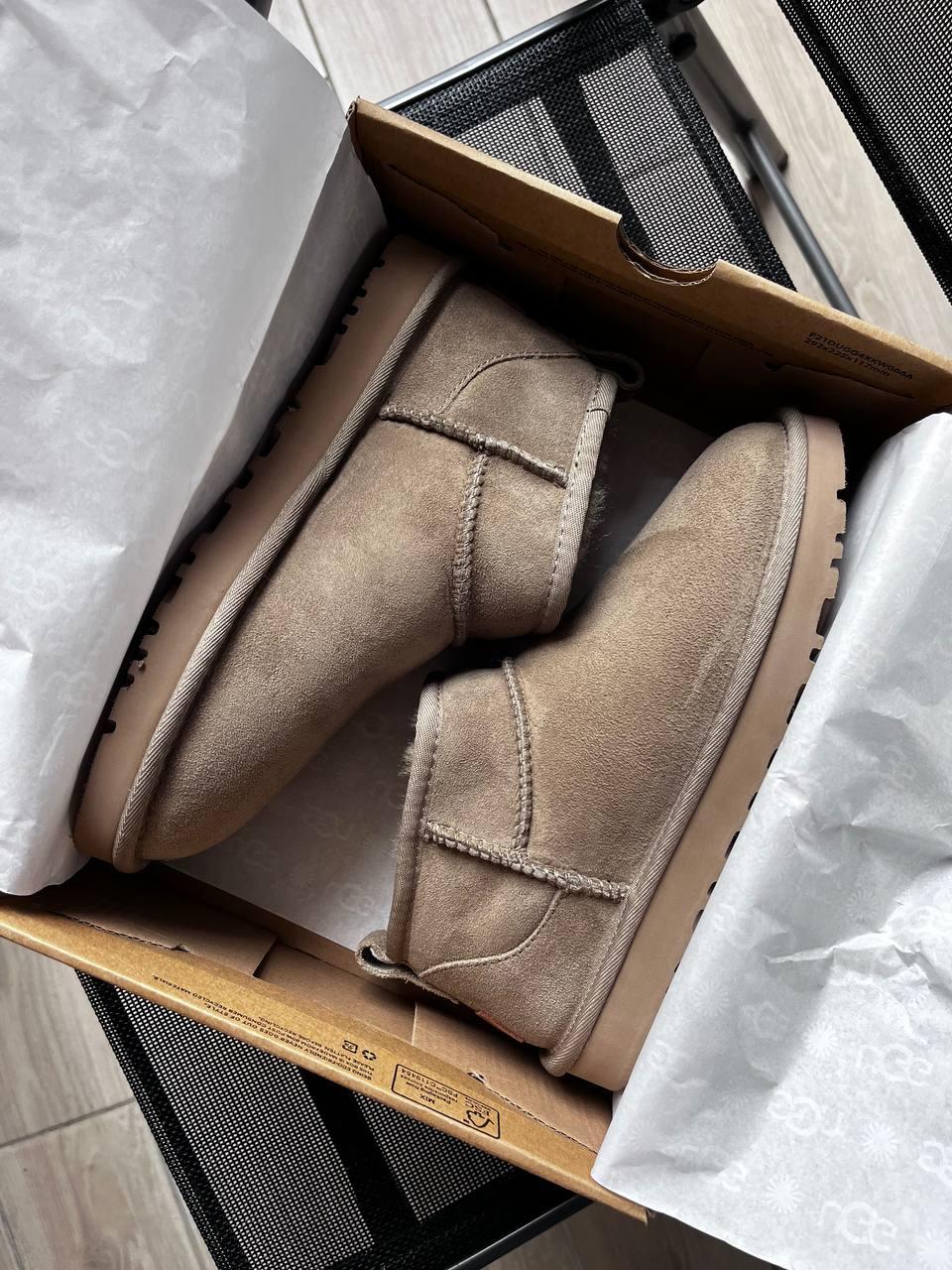 UGG Ultra Mini Antilope 40 Уги жіночі короткі натуральний замш на хутрі, фото 1