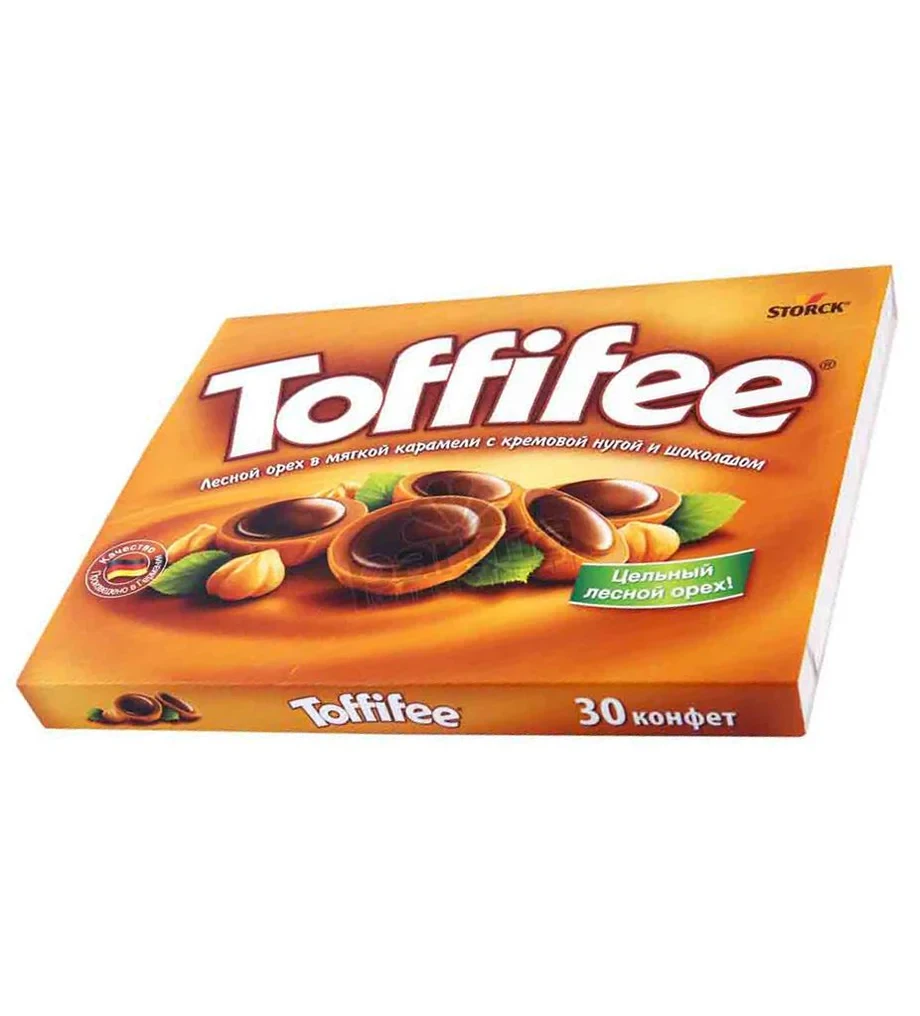 Цукерки шоколадно карамельні в коробці Toffifee, 250 г