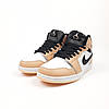 Жіночі зимові кросівки Nike Air Jordan 1 White Black Powder Білі Взуття Найк Джордан 1 високі шкіряні хутро зима, фото 7