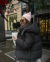 Жіноча стильна тепла куртка зимова об'ємний пуховик легка з капюшоном на кнопках синтепон 250 єврозима OS