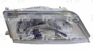 Фара права NISSAN MAXIMA 95-00 (A32)