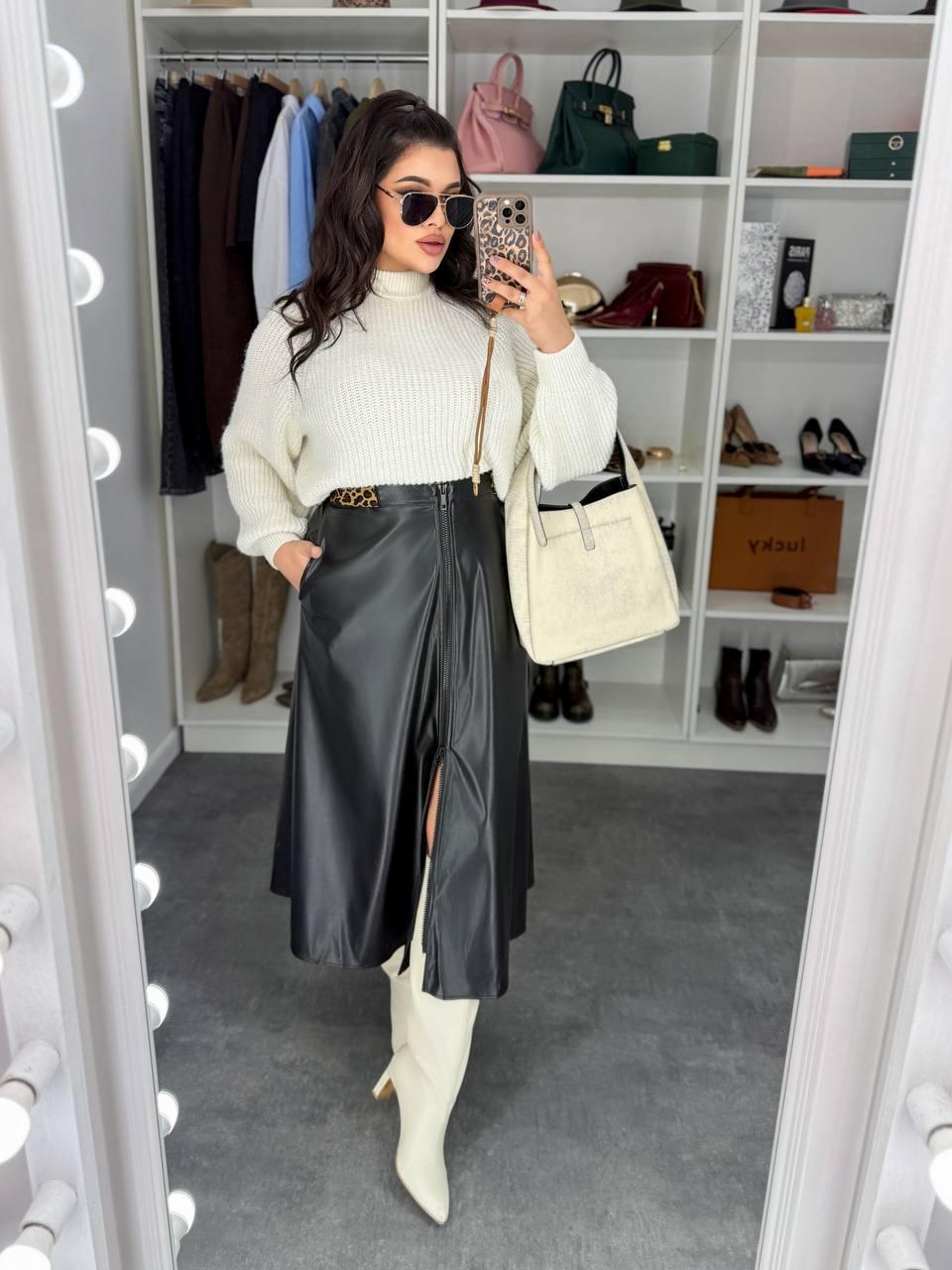 Спідниця шкіряна нижче коліна