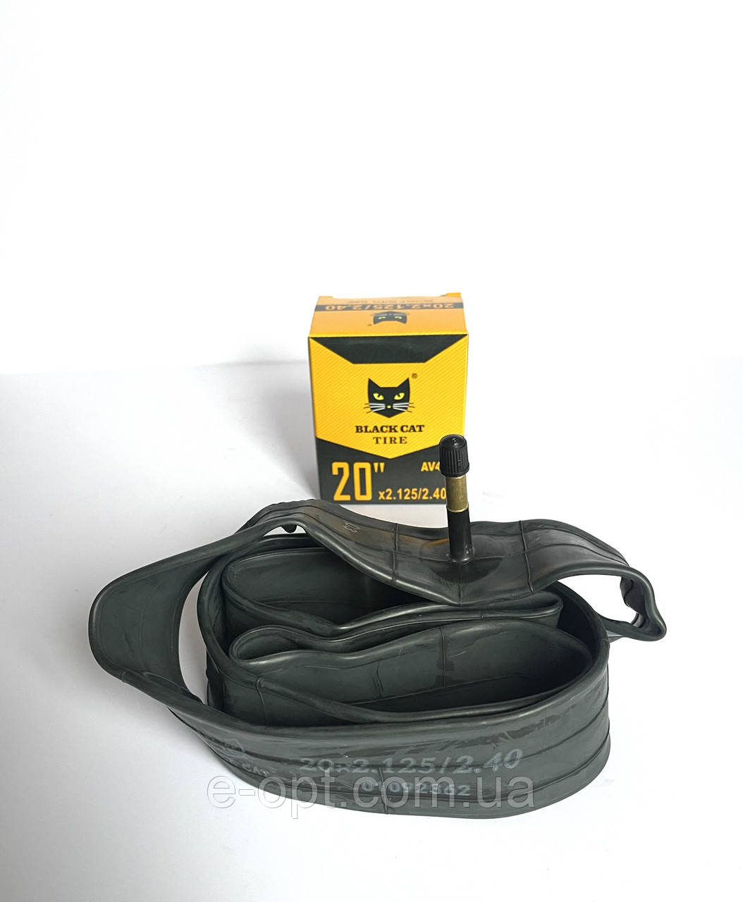 Камера 20х2.125/2.40 AV48 BLACK CAT. Камера 20х2.40
