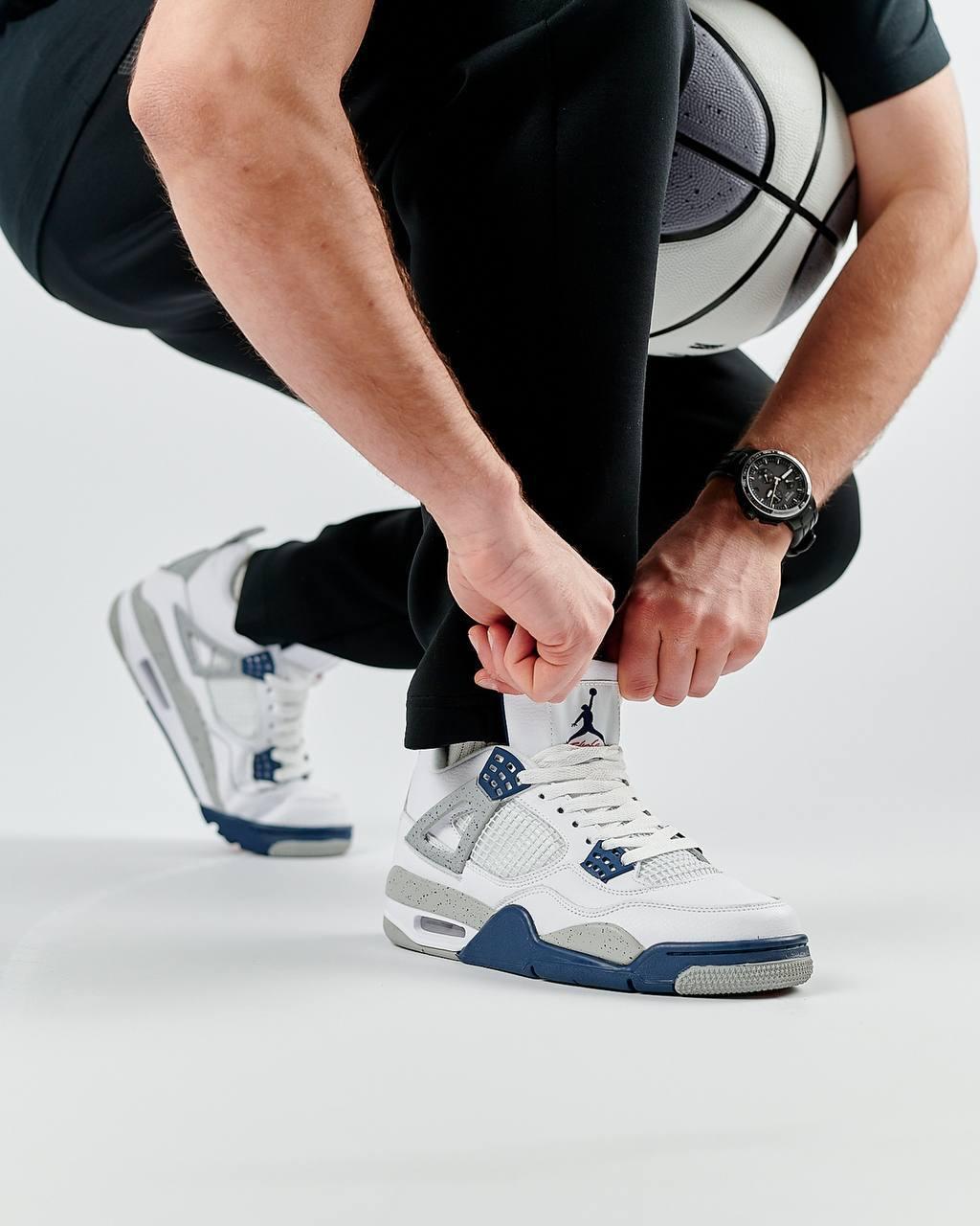 Чоловічі шкіряні кросівки Nike Air Jordan 4 Retro White Blue, кеди Найк Джордан шкіра білі. Чоловіче взуття