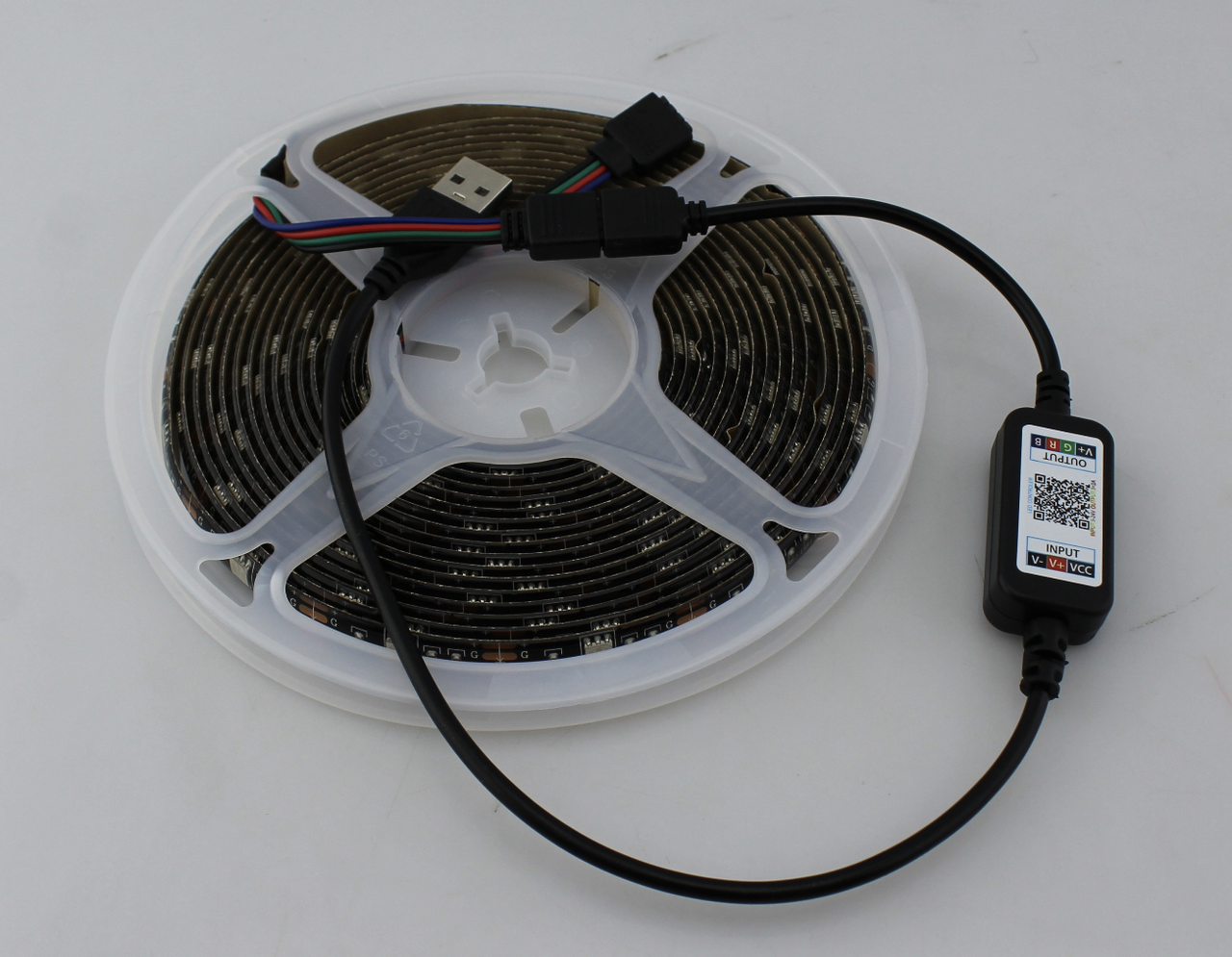 Led гірлянда з bluetooth і керуванням із телефона + 5 meter, APP BT (100) в уп. 100 шт.