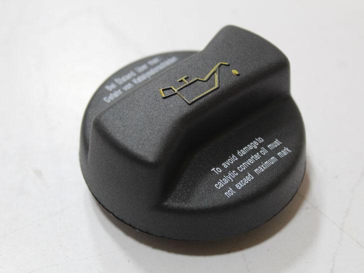 Кришка оливозаливної горловини ВАЗ 2108-15 2112-100914600 Flagmus