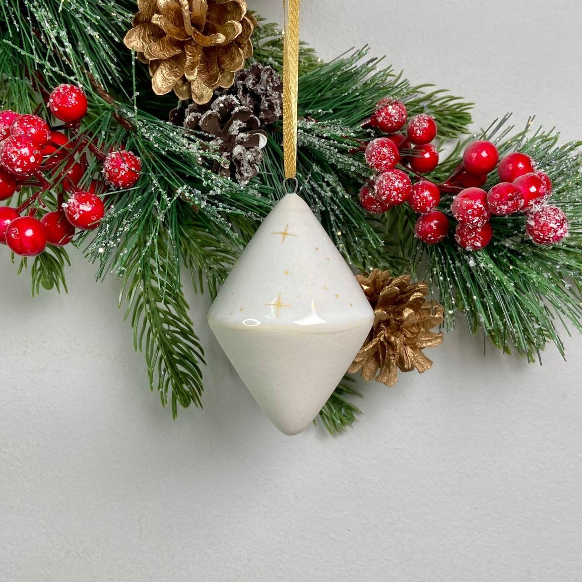 Ялинкова іграшка Villeroy & Boch Winter Glow 5х8 см